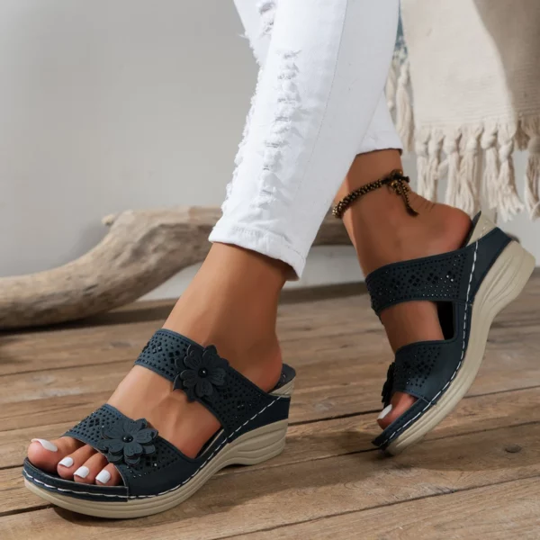 Women Slippers Women's Shoes Retro Roman Sandals Women Pu Casual Flower Wedge Sandals Platform Slippers - Image 4