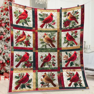 Cardinal Christmas Quilted Blanket, Cozy Red Cardinal Berry Winter Throw, Christmas Cardinal Decor, Soft Warm Blanket Gift for Bird Lovers